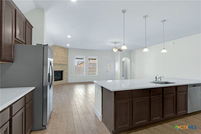 2244 Meadow Way Street, New Braunfels, TX 78132