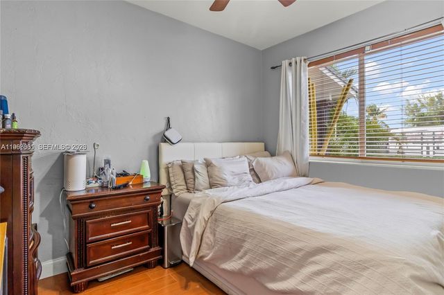 860 Curtiss Dr 0, Opa-locka, FL 33054