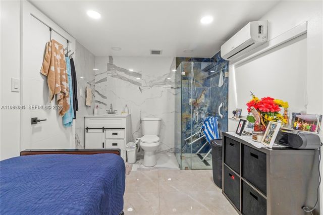 860 Curtiss Dr 0, Opa-locka, FL 33054