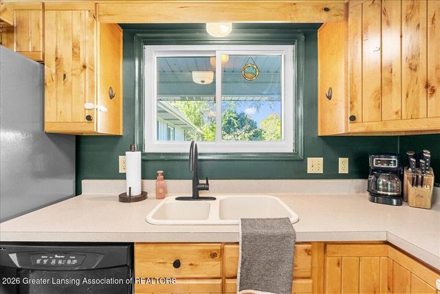1678 Stonehaven Drive, Holt, MI 48842
