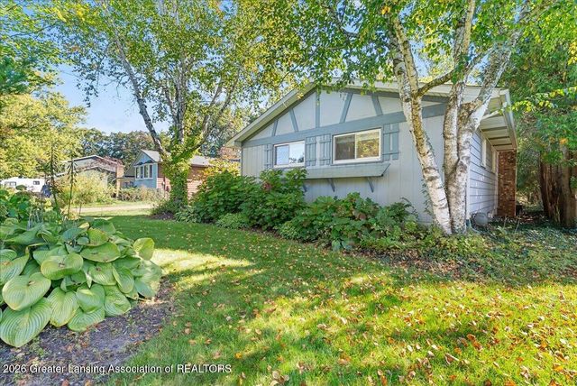 1678 Stonehaven Drive, Holt, MI 48842