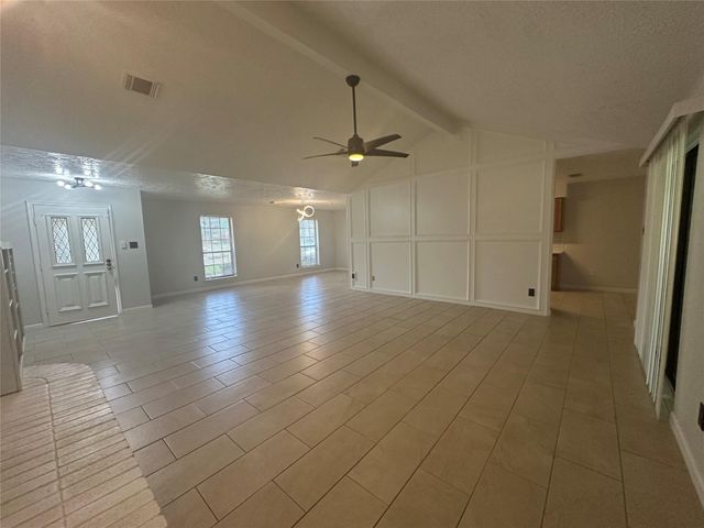 2934 Poplar Creek Lane, Pearland, TX 77584