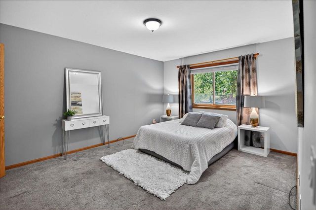 117 Knutson Drive, Madison, WI 53704