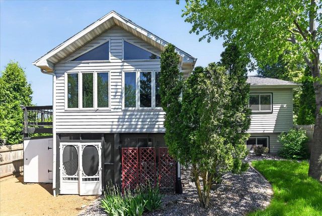 117 Knutson Drive, Madison, WI 53704