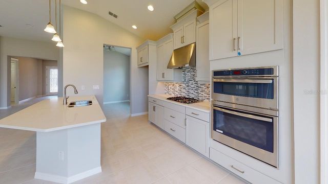 3021 PARAPET TERRACE PLACE, Plant City, FL 33565