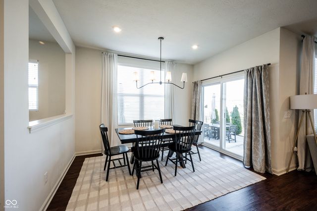 13045 Hartswood Drive, Fishers, IN 46037