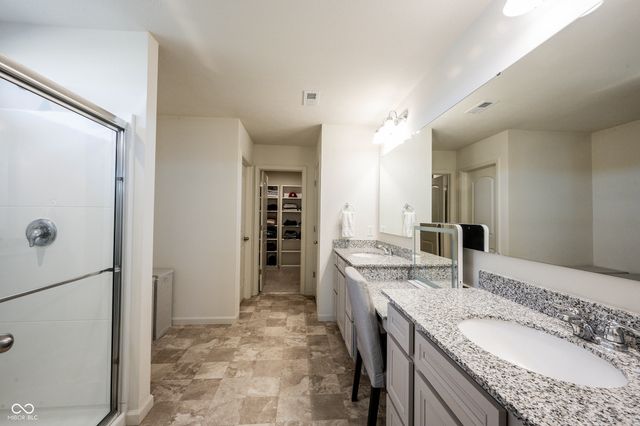 13045 Hartswood Drive, Fishers, IN 46037