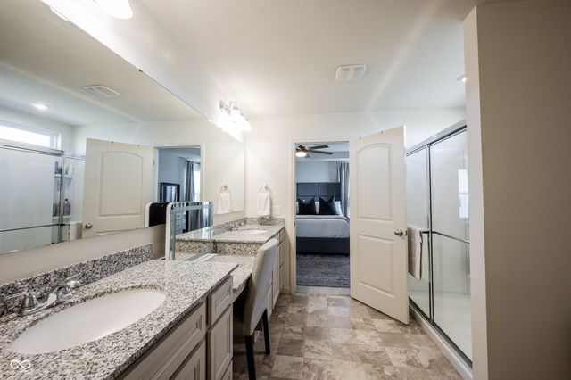 13045 Hartswood Drive, Fishers, IN 46037