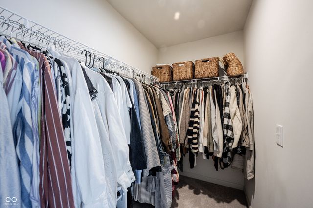 13045 Hartswood Drive, Fishers, IN 46037