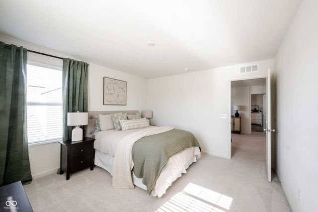 13045 Hartswood Drive, Fishers, IN 46037