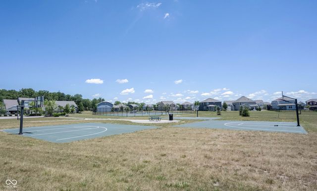 13045 Hartswood Drive, Fishers, IN 46037