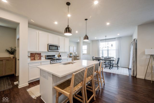 13045 Hartswood Drive, Fishers, IN 46037