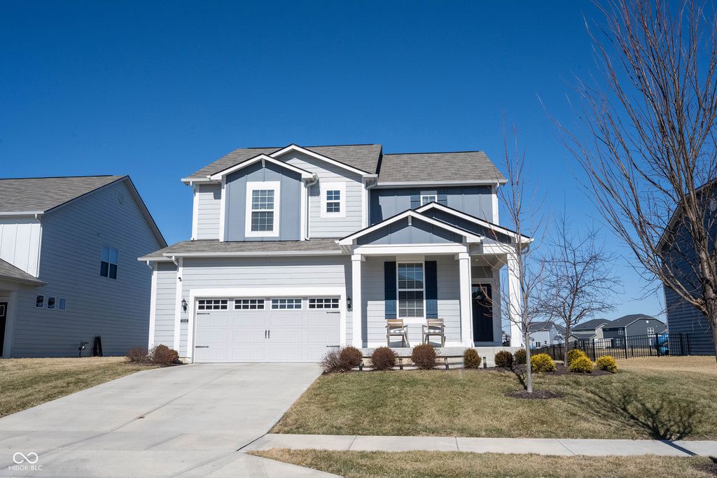 13045 Hartswood Drive, Fishers, IN 46037