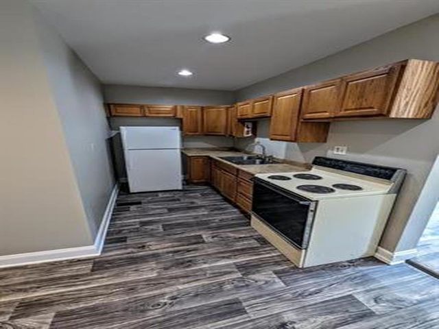 1103 N Jackson Ave, Wichita, KS 67203