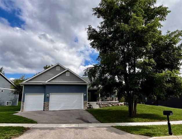 636 Greenway Point Drive, Janesville, WI 53548