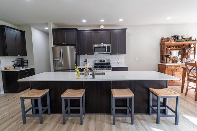 636 Greenway Point Drive, Janesville, WI 53548