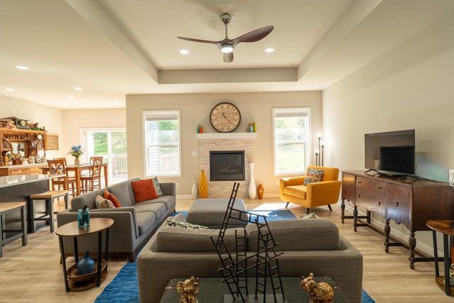 636 Greenway Point Drive, Janesville, WI 53548