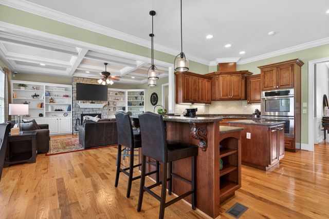 302 Golf Club Drive, Nicholasville, KY 40356