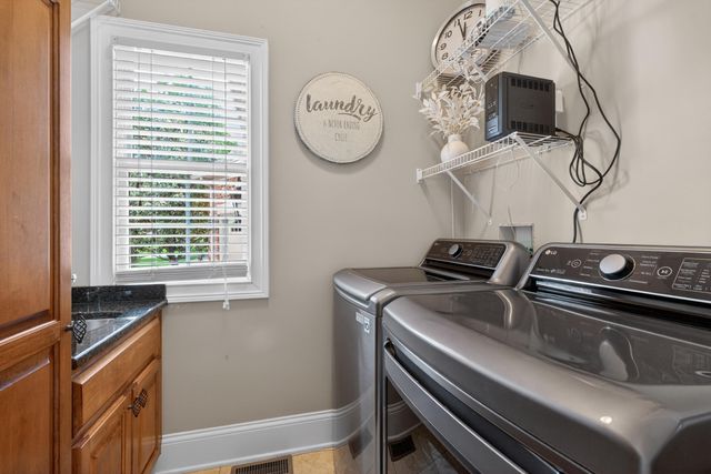 302 Golf Club Drive, Nicholasville, KY 40356