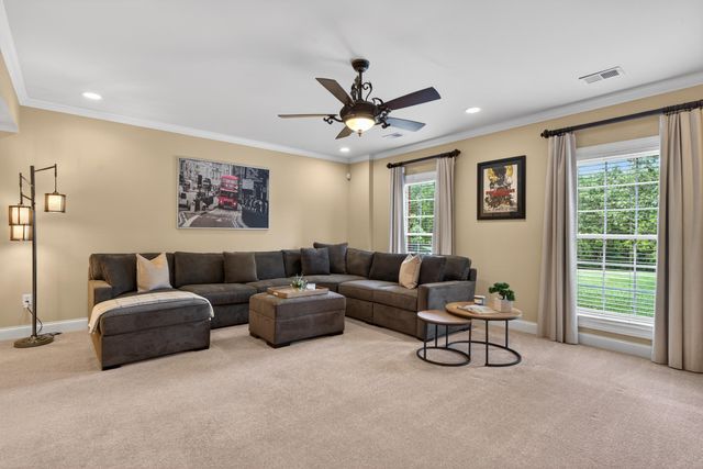 302 Golf Club Drive, Nicholasville, KY 40356