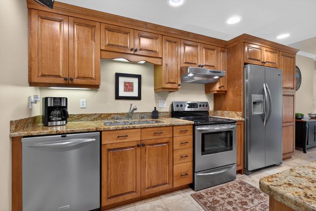 302 Golf Club Drive, Nicholasville, KY 40356
