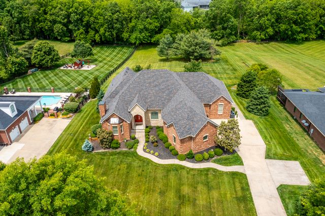 302 Golf Club Drive, Nicholasville, KY 40356