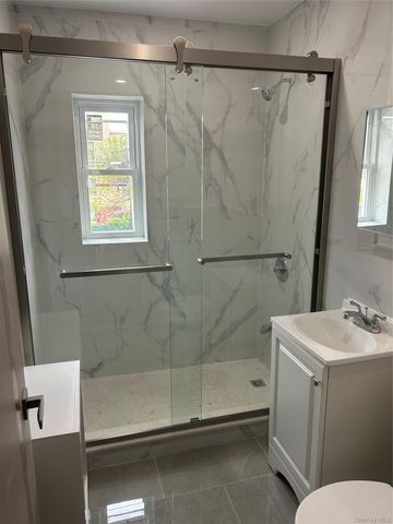 102-35 183rd Place, Hollis, NY 11423