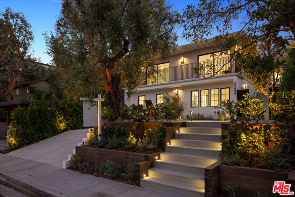 3289 Kelton Avenue, Los Angeles, CA 90034