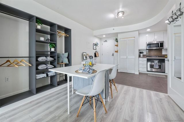 550 15Th St 607, San Diego, CA 92101