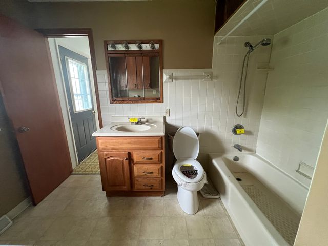 3040 190th Street, Lansing, IL 60438