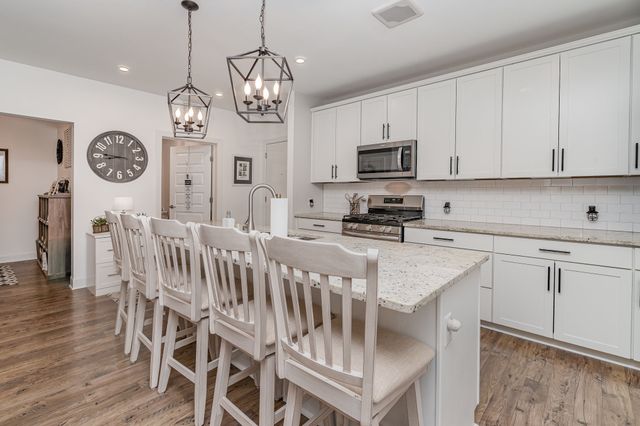 141 Saundersville Rd Apt 1308, Hendersonville, TN 37075