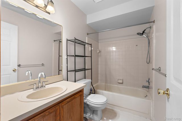 20912 Flora Street, Roseville, MI 48066