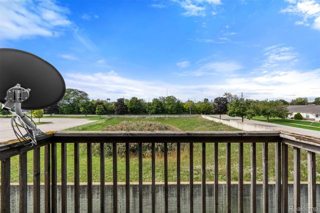 20912 Flora Street, Roseville, MI 48066