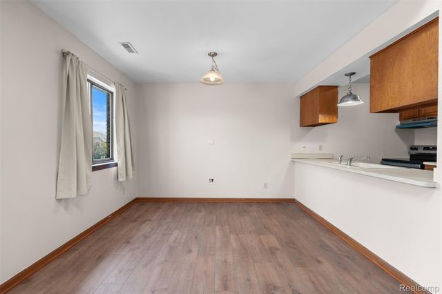 20912 Flora Street, Roseville, MI 48066