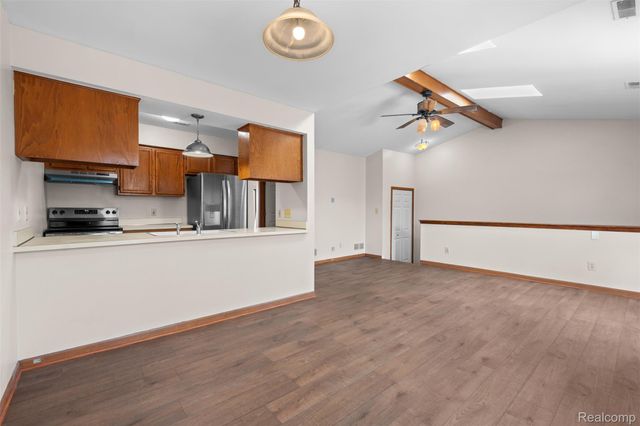 20912 Flora Street, Roseville, MI 48066