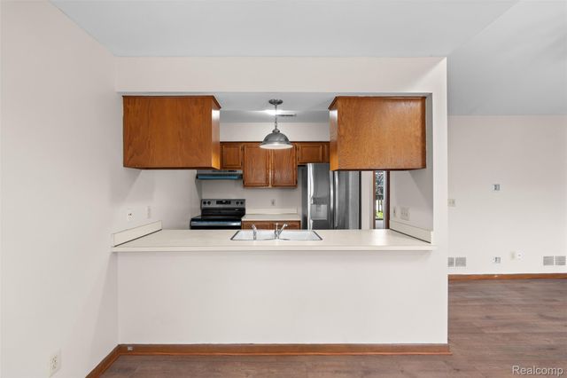 20912 Flora Street, Roseville, MI 48066