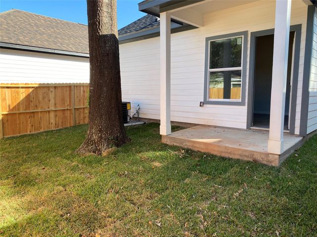 16942 W Lynbrook Street, Montgomery, TX 77316