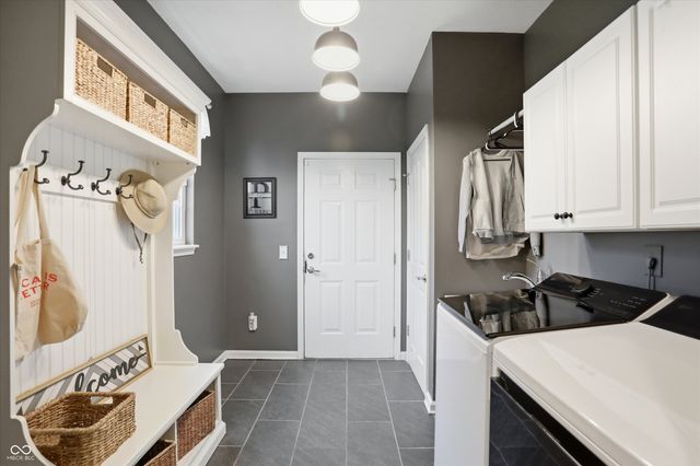 1720 Harris Hawk Court, Brownsburg, IN 46112