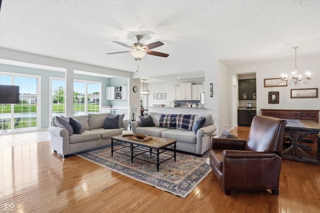 1720 Harris Hawk Court, Brownsburg, IN 46112