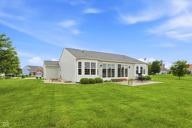 1720 Harris Hawk Court, Brownsburg, IN 46112