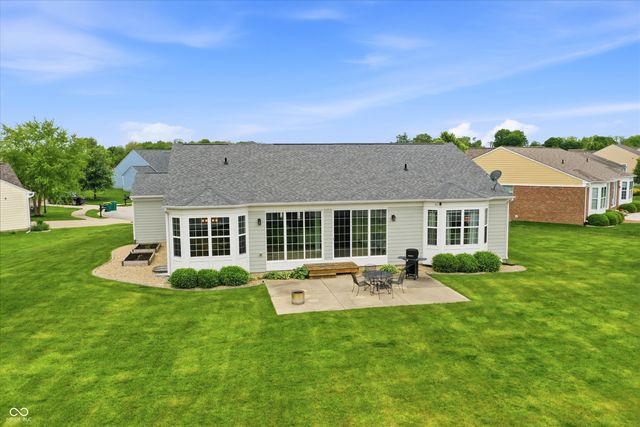 1720 Harris Hawk Court, Brownsburg, IN 46112
