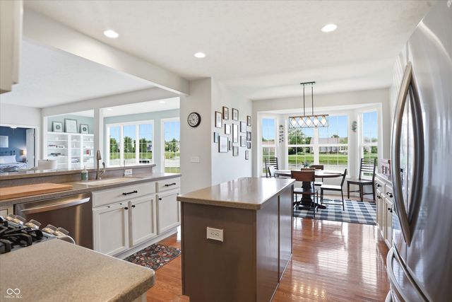 1720 Harris Hawk Court, Brownsburg, IN 46112
