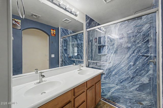 435 N RANGER Trail, Gilbert, AZ 85234