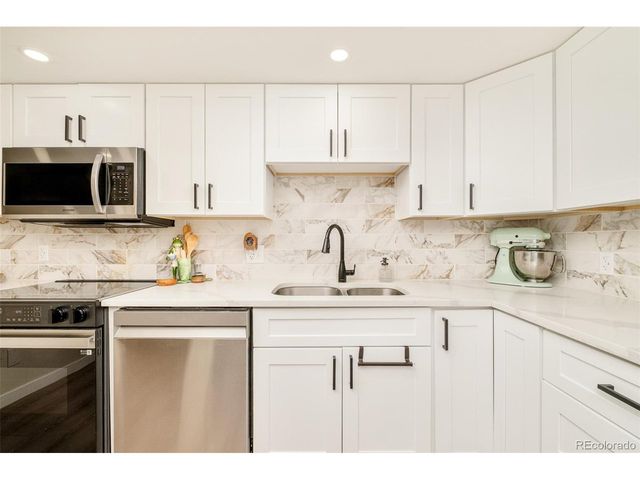 14390 E Marina Dr 311, Aurora, CO 80014