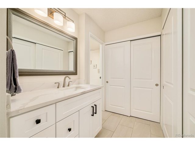 14390 E Marina Dr 311, Aurora, CO 80014