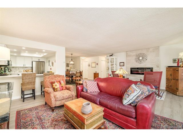 14390 E Marina Dr 311, Aurora, CO 80014