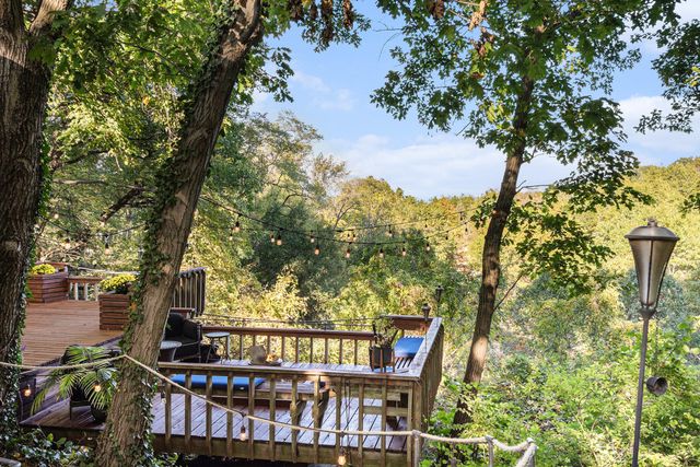 1 Skyline Drive, Portage, IN 46368