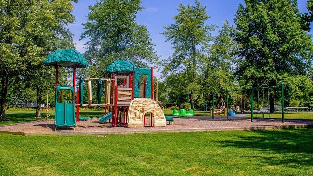 1 Skyline Drive, Portage, IN 46368