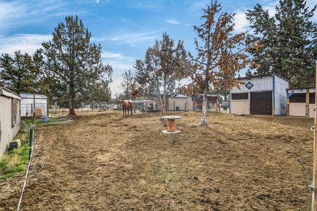 12916 SW Wheat Grass Road, Terrebonne, OR 97760