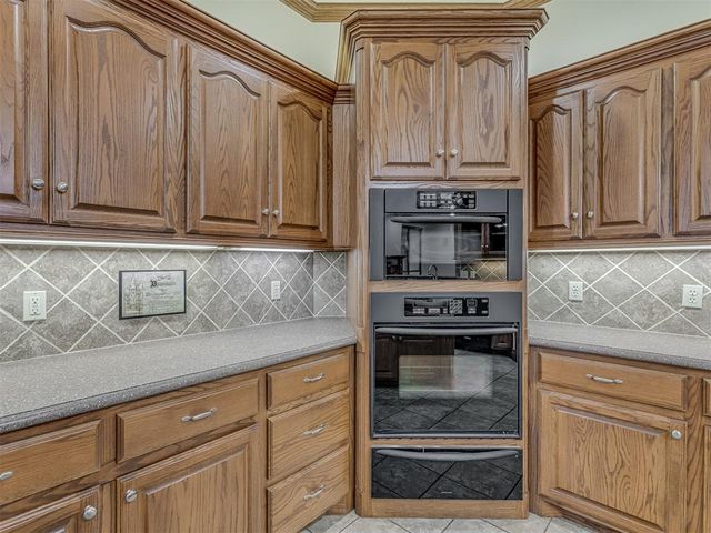 490 Daniel Lee Drive, Choctaw, OK 73020